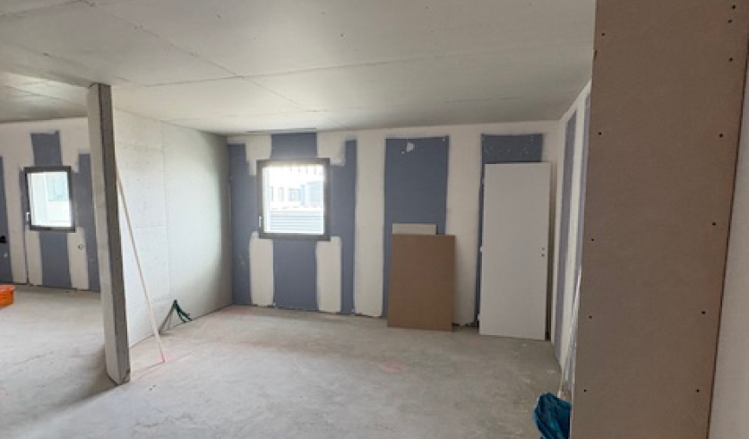 Pose de plaques de plâtre sur cloisons Cambo-les-Bains pour un aménagement professionnel à Biarritz