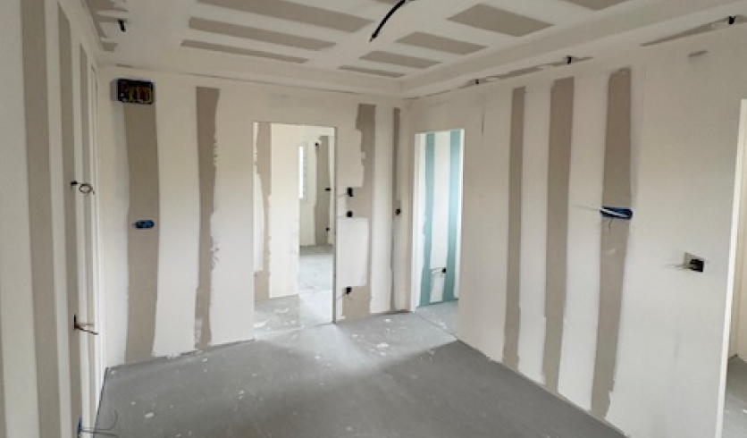 Réalisation de joints de plaques de plâtre à Cambo-les-Bains par l'entreprise AIZPURU ENEKO